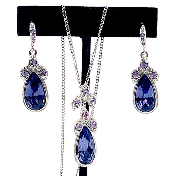 Crystal Amethyst Color Pear Shaped Necklace Pendant and Pierced Earrings Set - Picture 1 of 11